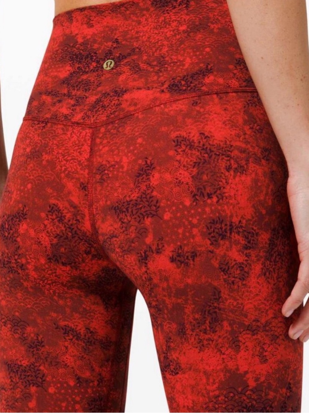 Lululemon Lunar New Year Align Leggings Size 4 28”